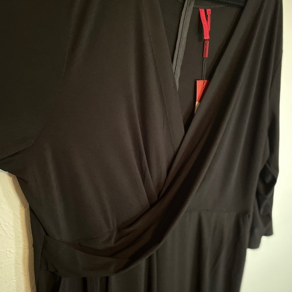 Plus size black jumpsuit - Picture 3 of 7